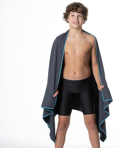 Flow Hydro Sport Towel - Microfiber Quick Dry (60" x 30"))