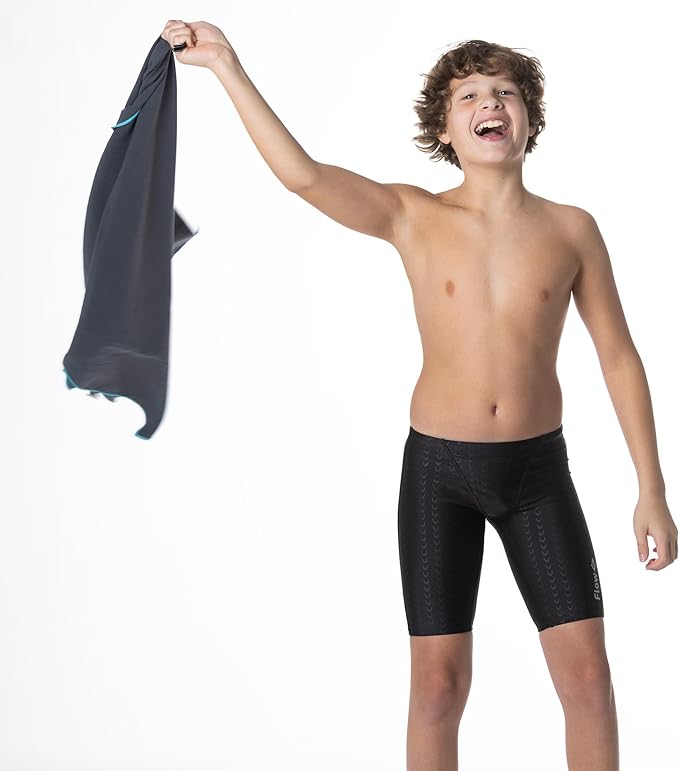 Flow Hydro Sport Towel - Microfiber Quick Dry (60" x 30"))