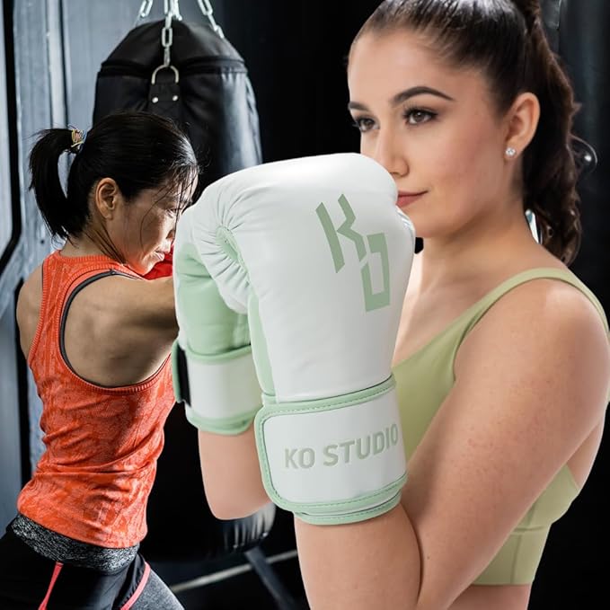 Boxing Gloves for Men & Women - Leather Gloves for Heavy Bag, Punching Bag,Muay Thai, MMA, Kickboxing, Gym Training, Sparring Pro-Style Guantes de Boxeo 12oz 14oz 16oz